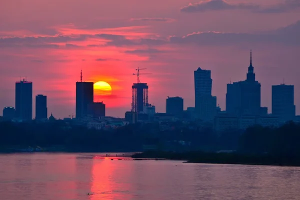 ワルシャワ ダウンタウンの夕日 — ストック写真