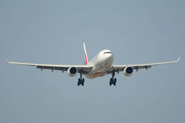 Flugzeug der Emirate — Stockfoto