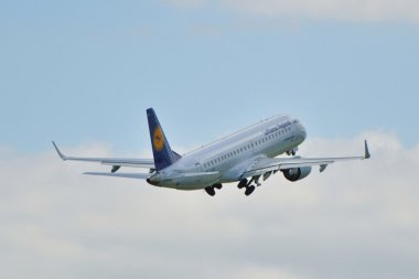 Lufthansa CityLine plane