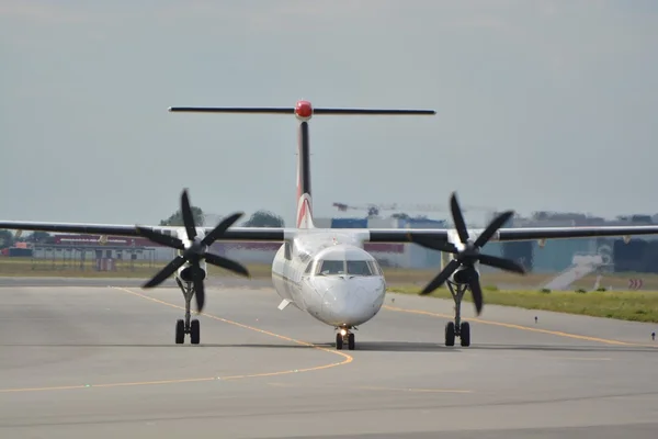 Bombardier Q400 — Stock Photo, Image