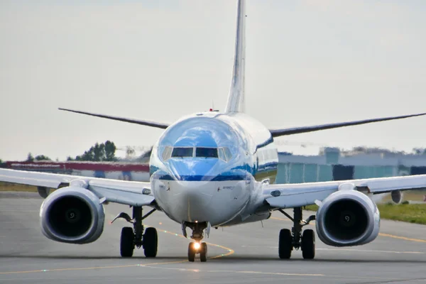 KLM vliegtuig — Stockfoto