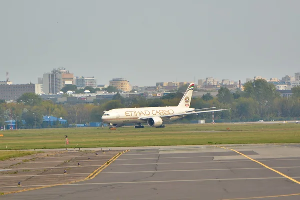 Boeing 777-ffx — стоковое фото