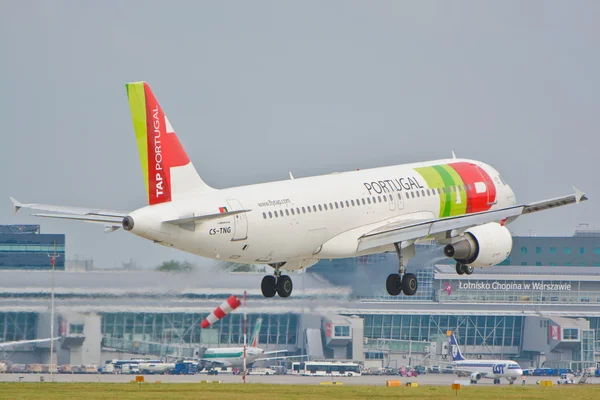 TAP Portugal avión —  Fotos de Stock