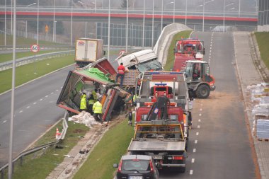 Kamyon kaza görünümü