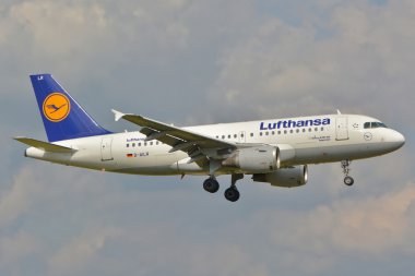 Uçak Airbus A319 görünümü