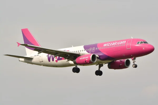 Vedere avion Wizzair — Fotografie, imagine de stoc