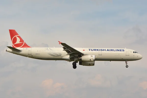 土耳其航空公司的飞机 — 图库照片