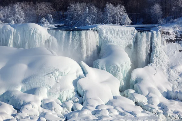 Acumulação de gelo nas Cataratas do Niágara, inverno de 2015 — Fotografia de Stock