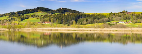 Panorama krajina s hory Alpy v Bavorsku — Stock fotografie