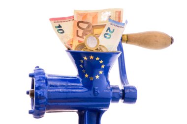 Euro banknot imha doğrayıcılardan içinde iken 