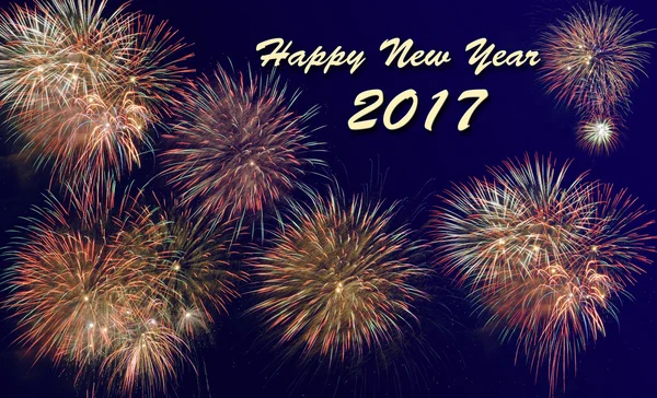 Fogos de artifício na véspera de Ano Novo 2017 — Fotografia de Stock