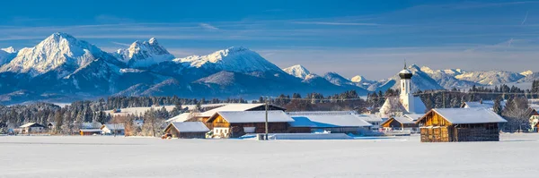 Panoramiczny Krajobraz Zimą Górami Alp Bawarii — Zdjęcie stockowe