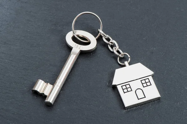新住宅的住宅钥匙 — 图库照片