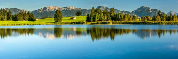 Panoramic Landscape Alps Mountain Range Springtime — Stock Photo, Image