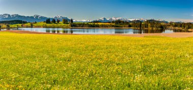 Almanya, Bavyera 'daki panoramik dağ sırası