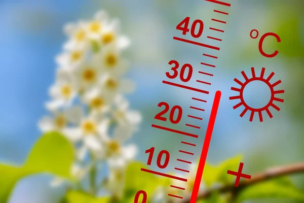 Calor Verão Com Alta Temperatura Termômetro — Fotografia de Stock