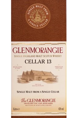 Bir kutu GLENMORANGIE CELLAR 13 malt viski