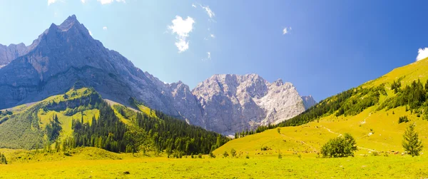 Panorama paisaje en bavaria, alemania — Foto de Stock