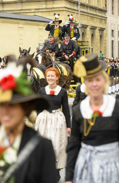 Zahajovací průvod Oktoberfest v Mnichově — Stock fotografie