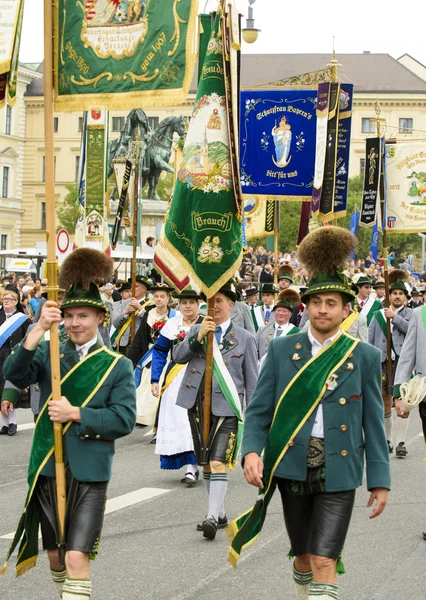 Zahajovací průvod Oktoberfest v Mnichově — Stock fotografie