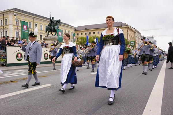 Zahajovací průvod Oktoberfest v Mnichově — Stock fotografie