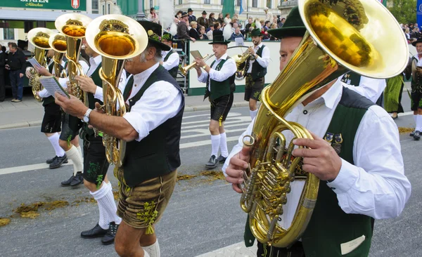 Apertura della sfilata dell'Oktoberfest a Monaco di Baviera — Foto Stock