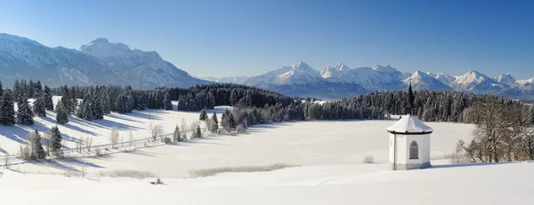 Panoramy krajobrazu w Bawarii w zimie — Zdjęcie stockowe