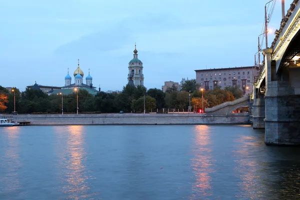 Moskova Nehri üzerinde — Stok fotoğraf