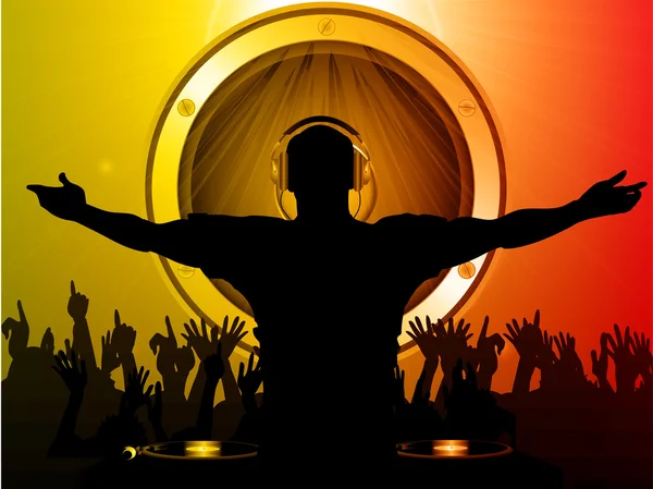 DJ och publiken med högtalare bakgrund — Stockfoto