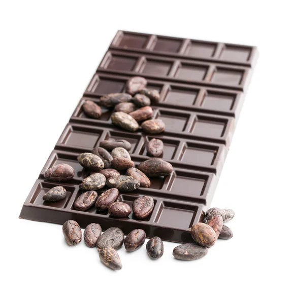 Kakaové boby a čokoládové tyčinky — Stock fotografie