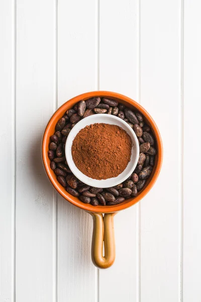 Cacao en polvo y frijoles — Foto de Stock
