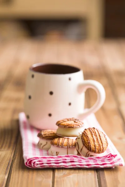 Sobremesa doce com chocolate — Fotografia de Stock