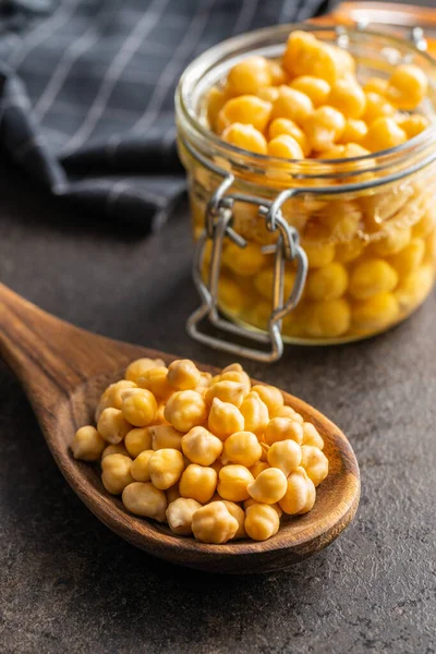 Grão Bico Cozido Saudável Super Comida Saborosa Colher Madeira — Fotografia de Stock