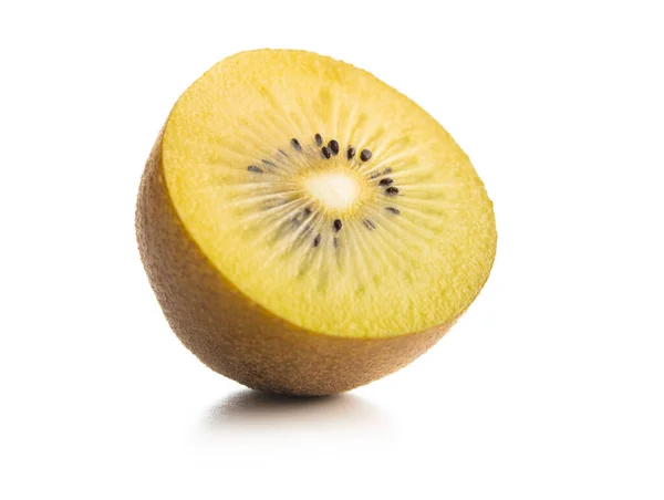 Kiwi Giallo Maturo Isolato Fondo Bianco Kiwi Dimezzato — Foto Stock