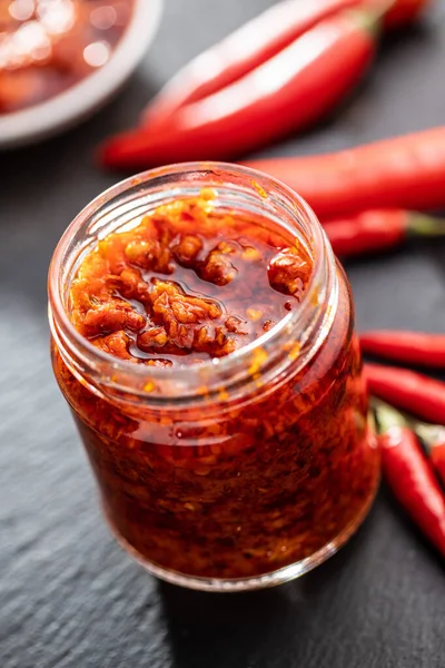 Pasta Pimenta Quente Vermelha Frasco — Fotografia de Stock