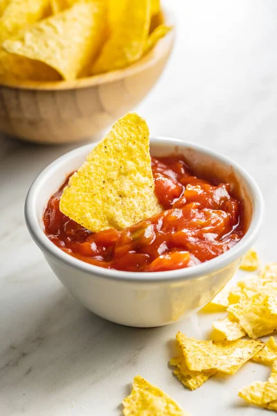 Tortilla Chips Red Tomato Salsa Dip Mexican Nacho Chips Kitchen — Stock Photo, Image