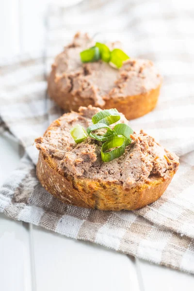 Paté Hígado Baguette Rodajas Servilleta Cuadros — Foto de Stock