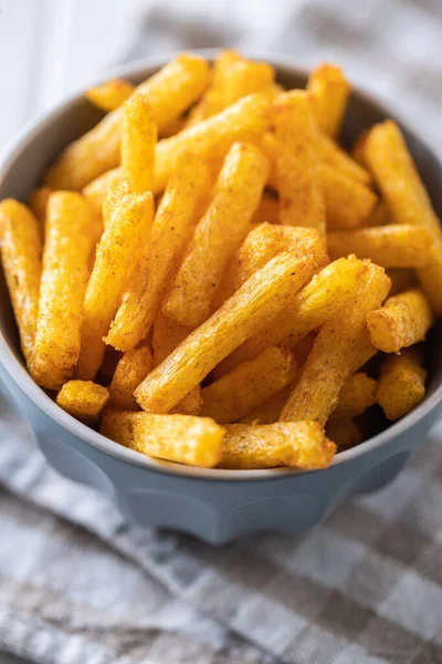 Batatas Fritas Lanche Salgado Batatas Fritas Tigela Mesa Branca — Fotografia de Stock