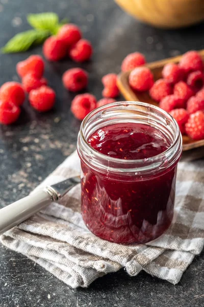 Red Rasberries Jam Jar Ripe Raspberries Checkered Napkin — Stock Photo, Image