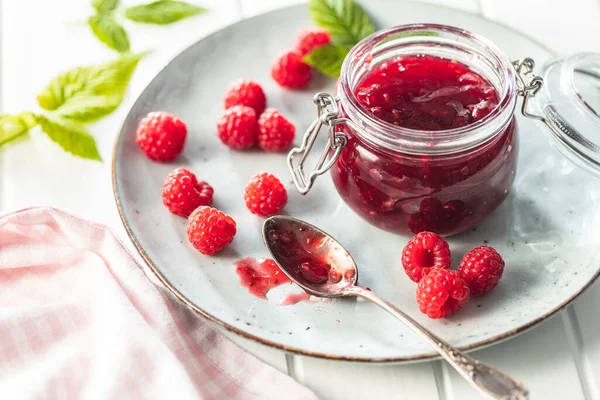 Red Rasberries Jam Jar Ripe Raspberries Plate — Stock Photo, Image