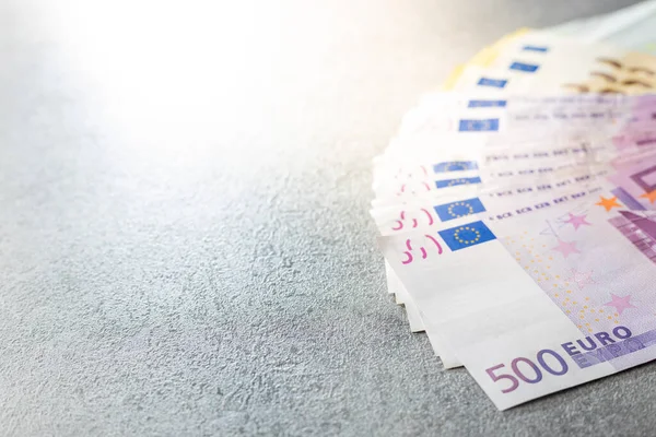 Paslı Bir Arkaplanda Euro Banknotları — Stok fotoğraf