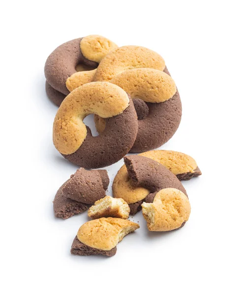 Biscoitos Redondos Doces Cookies Com Sabor Duplo Isolado Fundo Branco — Fotografia de Stock