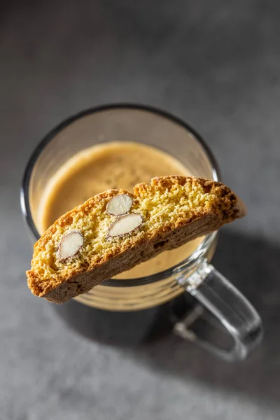 Biscotti Cantuccini Italiani Tazza Caffè Biscotti Secchi Dolci Con Mandorle — Foto Stock