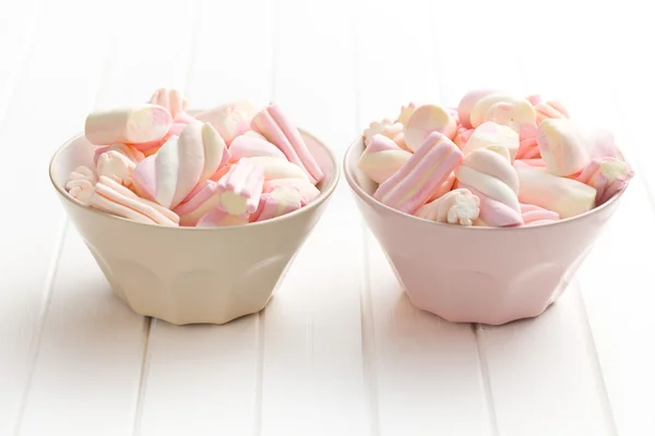 Marshmallow in bowl — Stock Photo, Image