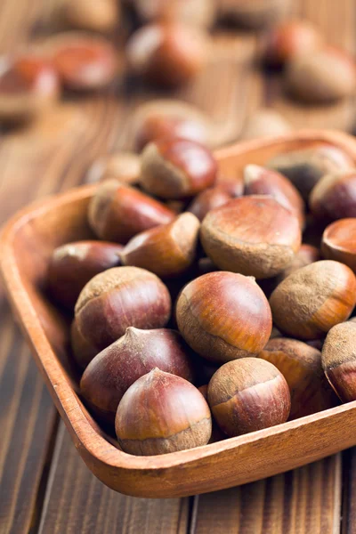 Chestnuts in bowl — Stock Photo, Image