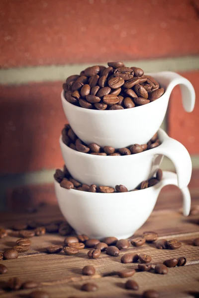 碗里的咖啡豆 — 图库照片