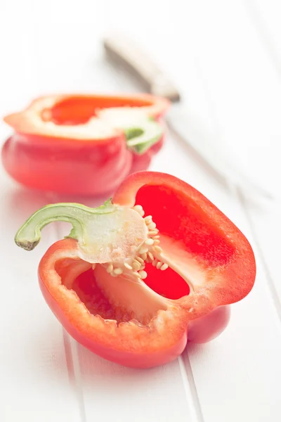 Na polovinu červené papriky — Stock fotografie