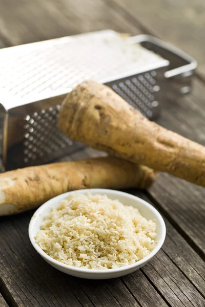 Grated horseradish root — Stock Photo, Image