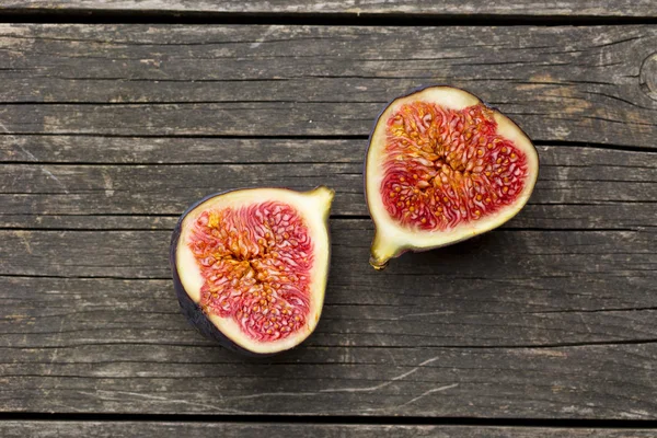 Sliced fresh figs — Stock Photo, Image