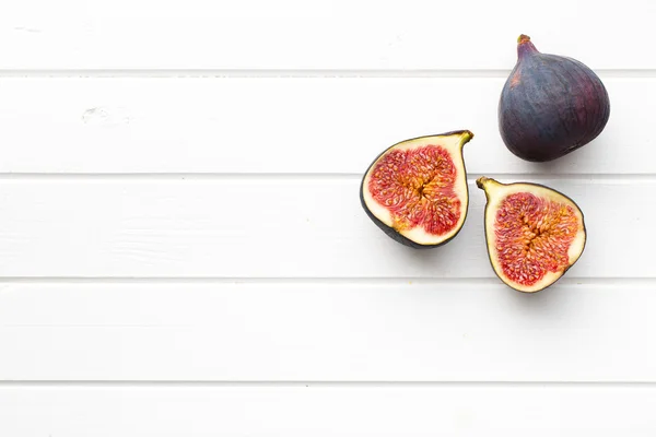 Sliced fresh figs — Stock Photo, Image